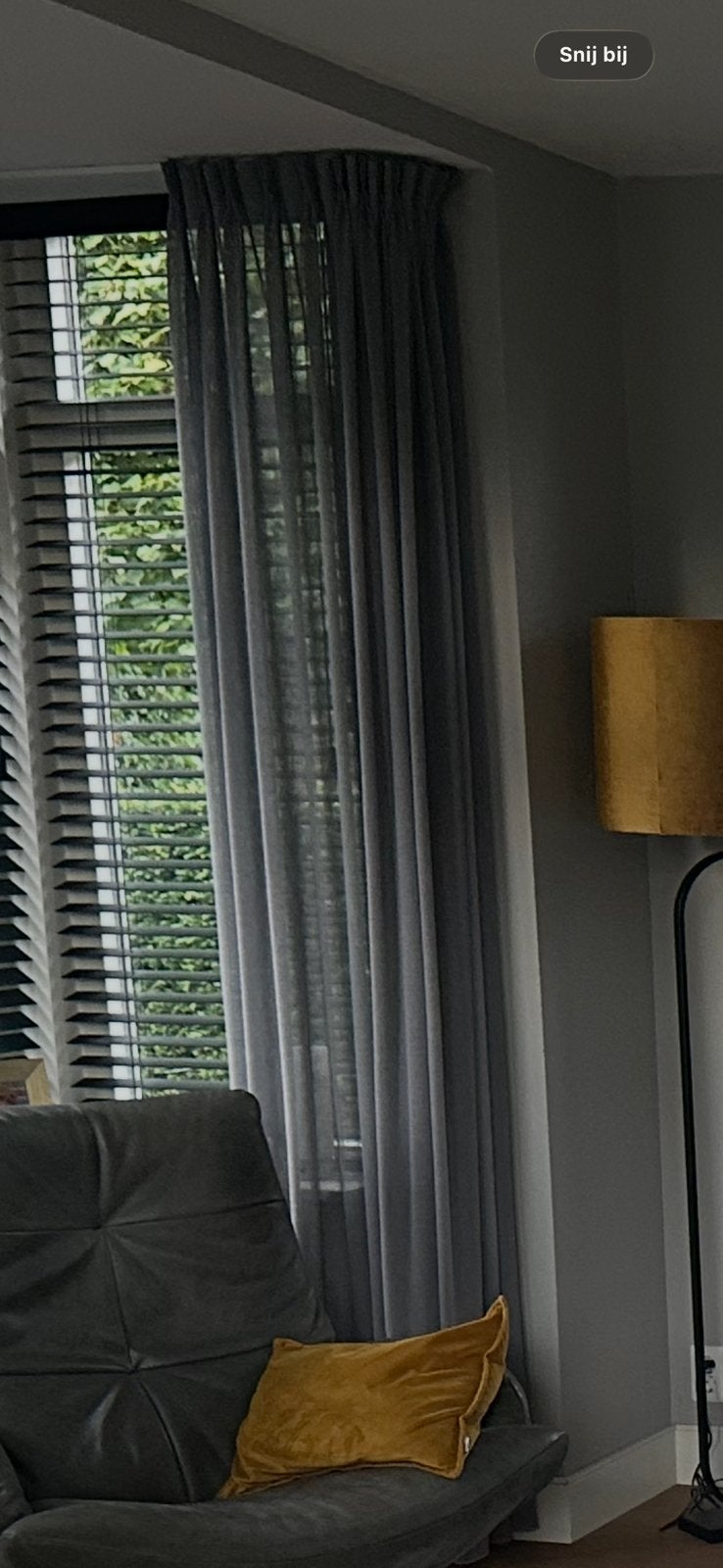 Mooie gordijnen grijs inbetween, Huis en Inrichting, Stoffering | Gordijnen en Lamellen, Ophalen, Gebruikt, Plooiafwerking, 130 cm