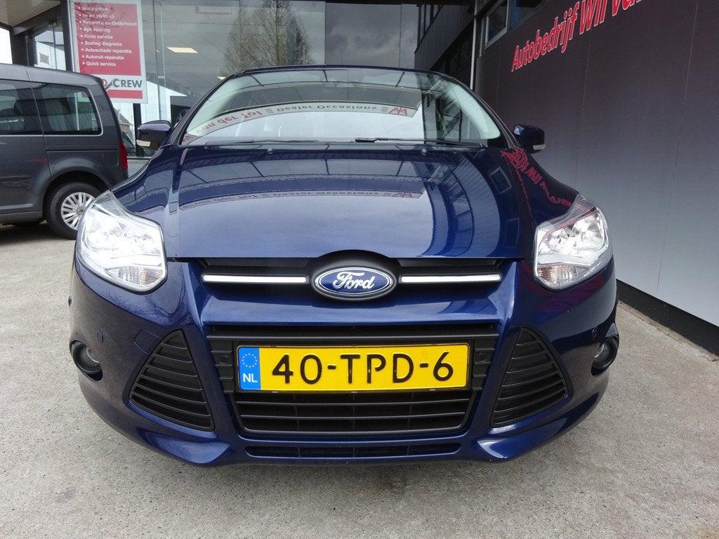 Ford Focus 1.6 ECOBOOST TREND | NAVI | CRUISE | TREKHAAK | N, Stof, Zwart, 4 cilinders, 150 pk