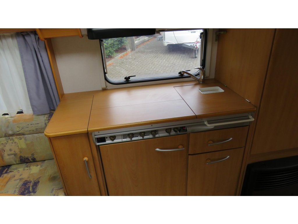 Foto 19 van KNAUS SUDWIND 550 TKM BJ 2001 NU €6999
