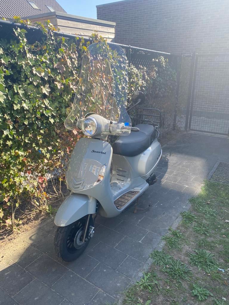SCOOTER/BROMMERS GEZOCHT!, Fietsen en Brommers, Snorfietsen en Snorscooters, Ophalen of Verzenden, Zo goed als nieuw, Benzine