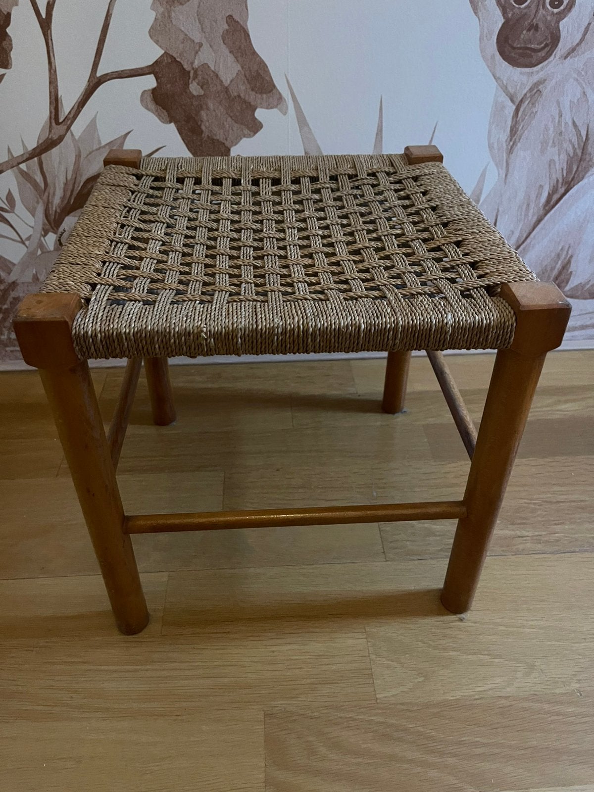 Gevlochten krukje, Huis en Inrichting, Ophalen, Zo goed als nieuw, Hout