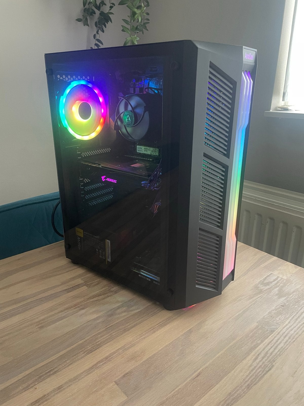Gaming PC met Intel i5-8500, GTX 1070 Ti, 16GB RAM, 1.38TB, Ophalen, Zo goed als nieuw, Gaming, HDD