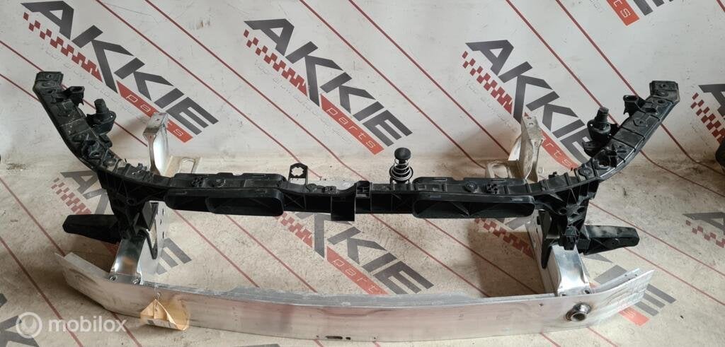 Mercedes A-klasse W177 V177 Front bumperbalk A1776208000, Gebruikt, Ophalen of Verzenden