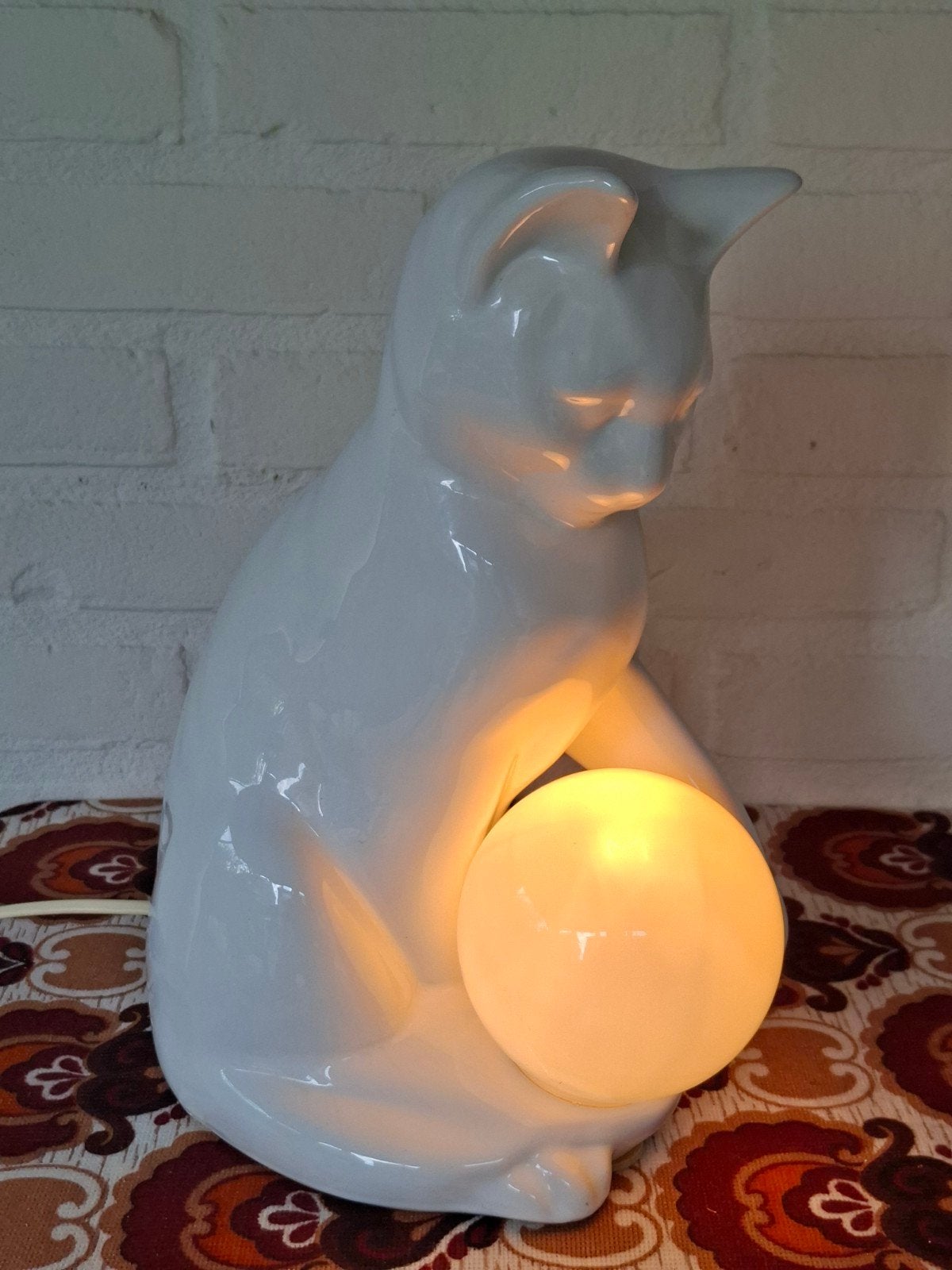 Vintage retro tafellamp kat poes lamp keramiek glas jaren 60, Glas, Met schakelaar, E14 (klein), Wit