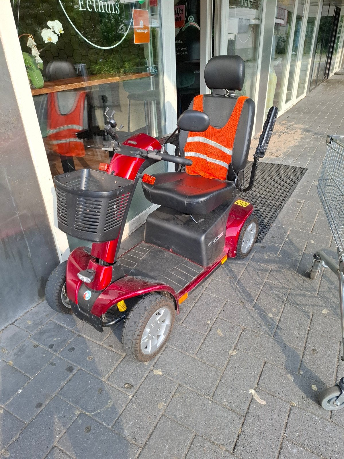 Pride de luxe 4 wielen met veiligheid extra rem., Ophalen, Pride, 16 km/u of meer