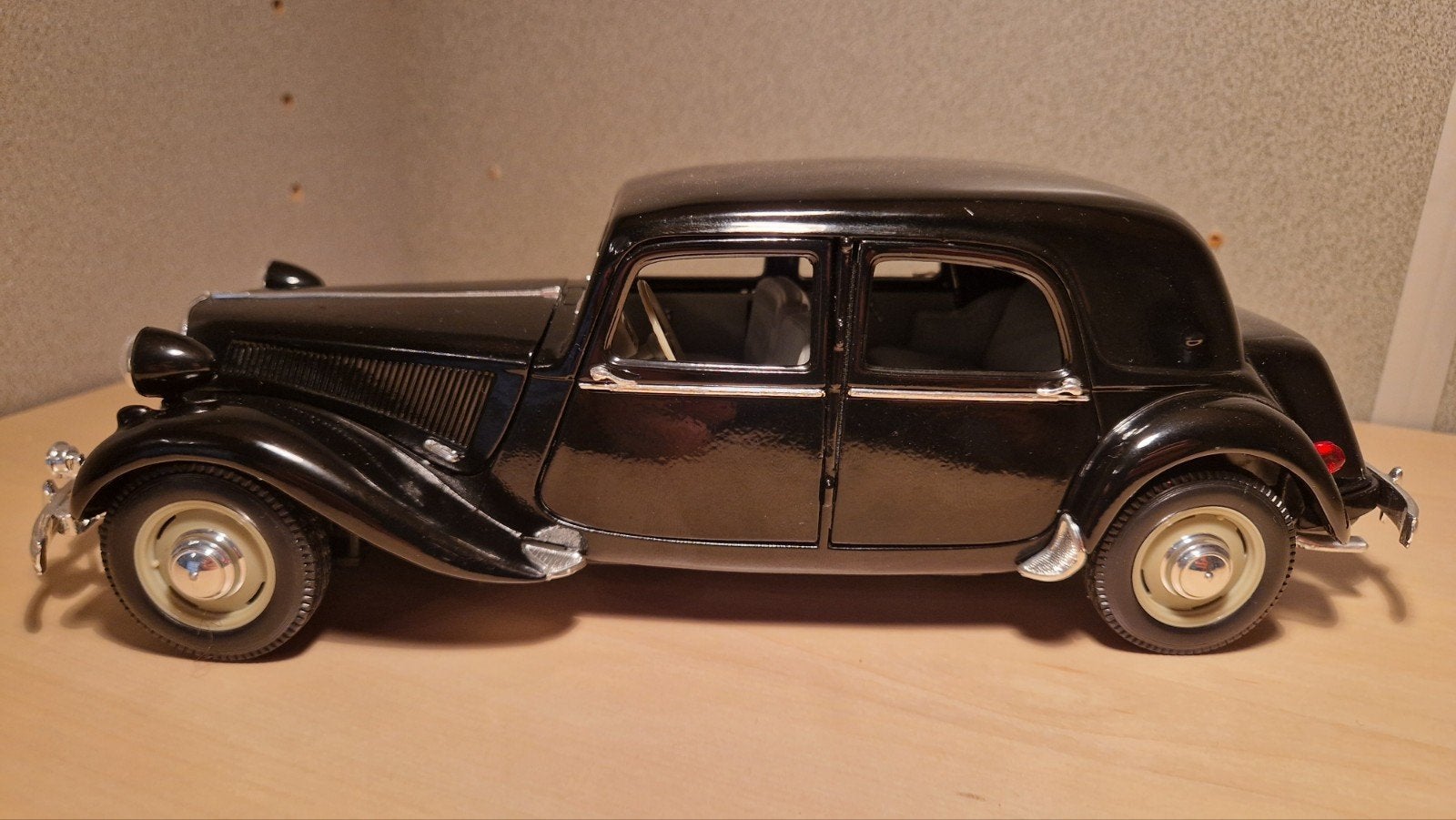 Citroën Traction Avant 15CV 1952 Modelauto 1:18, Ophalen of Verzenden, Zo goed als nieuw, Auto, Overige merken