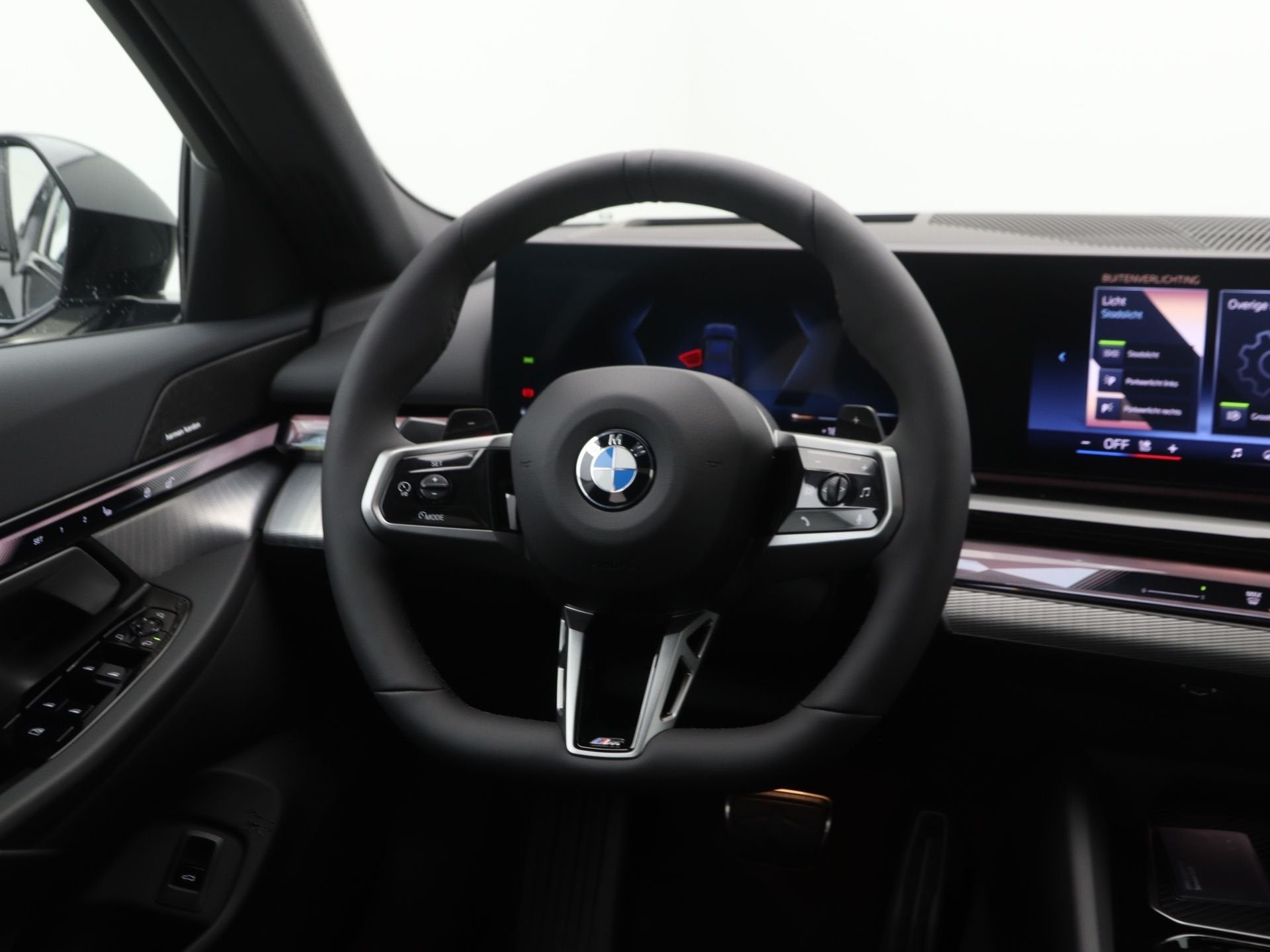 BMW 5 Serie 520d (bj 2026, automaat), Automaat, Achterwielaandrijving, 1995 cc, Zwart