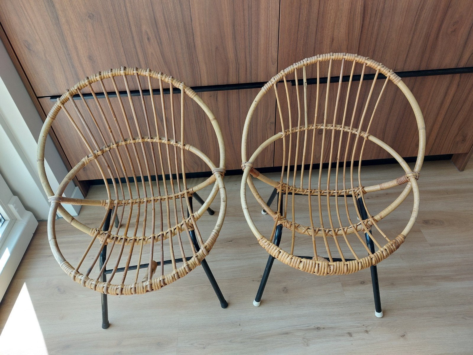 Rotan vintage stoeltjes 2 stuks, Huis en Inrichting, Ophalen, Gebruikt, Twee, Bruin