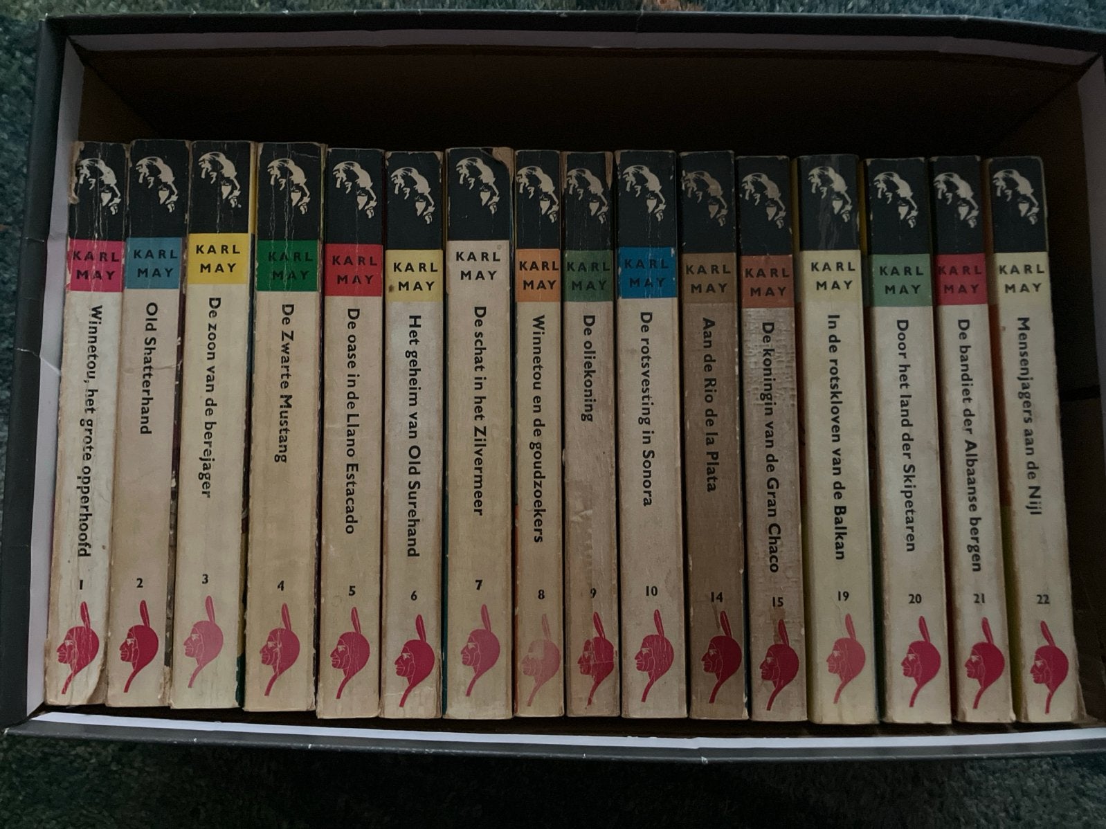 Karl May pockets  ( 16 delen ), Boeken, Ophalen of Verzenden, Gelezen