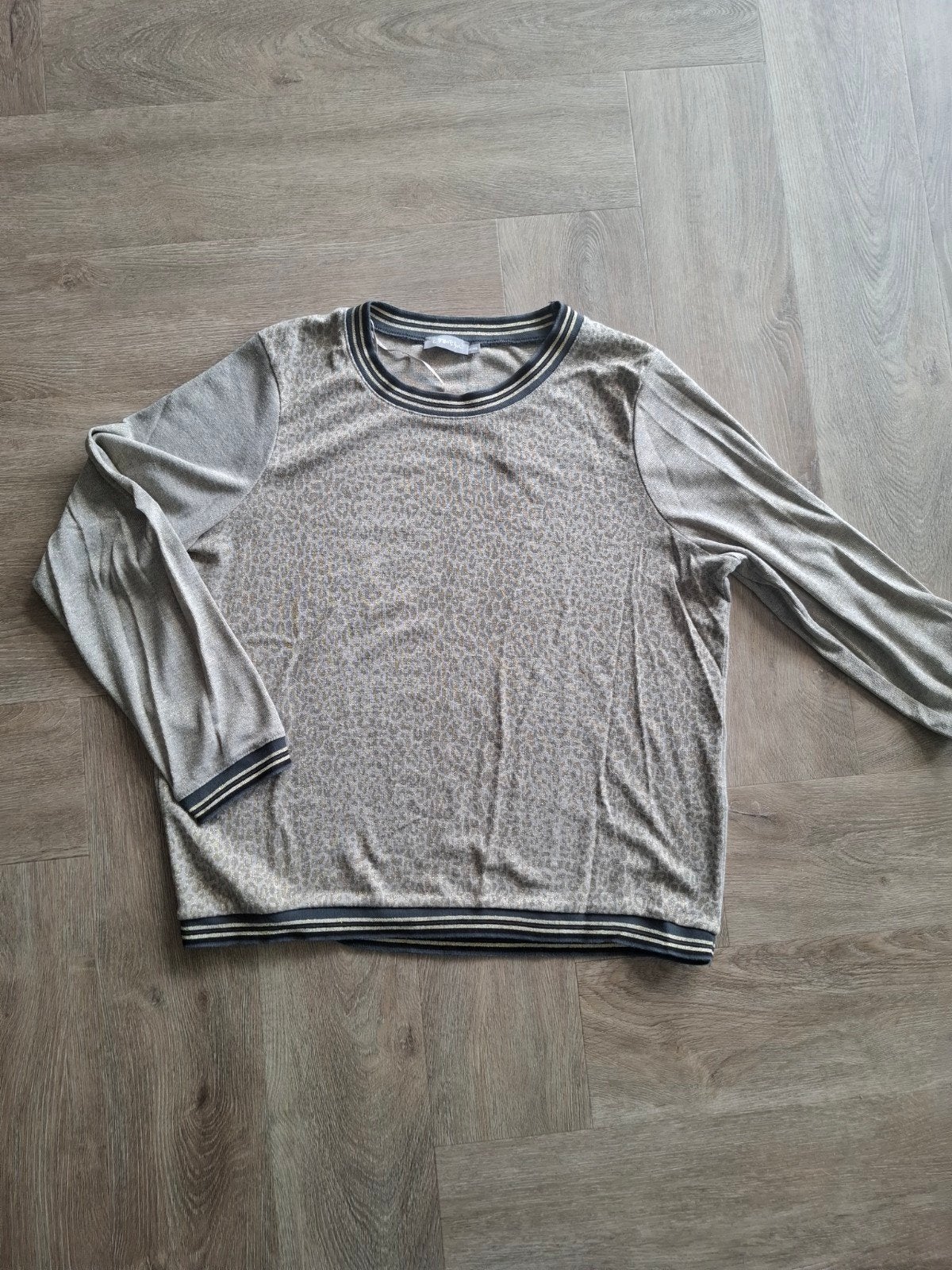 Geisha trui met panterprint en gouden accenten, Geisha, Maat 42/44 (L), Ophalen of Verzenden, Zo goed als nieuw