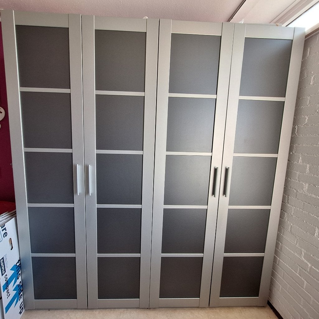 Kledingkast vier deuren, Ophalen, Met deur(en), Gebruikt, 200 cm of meer