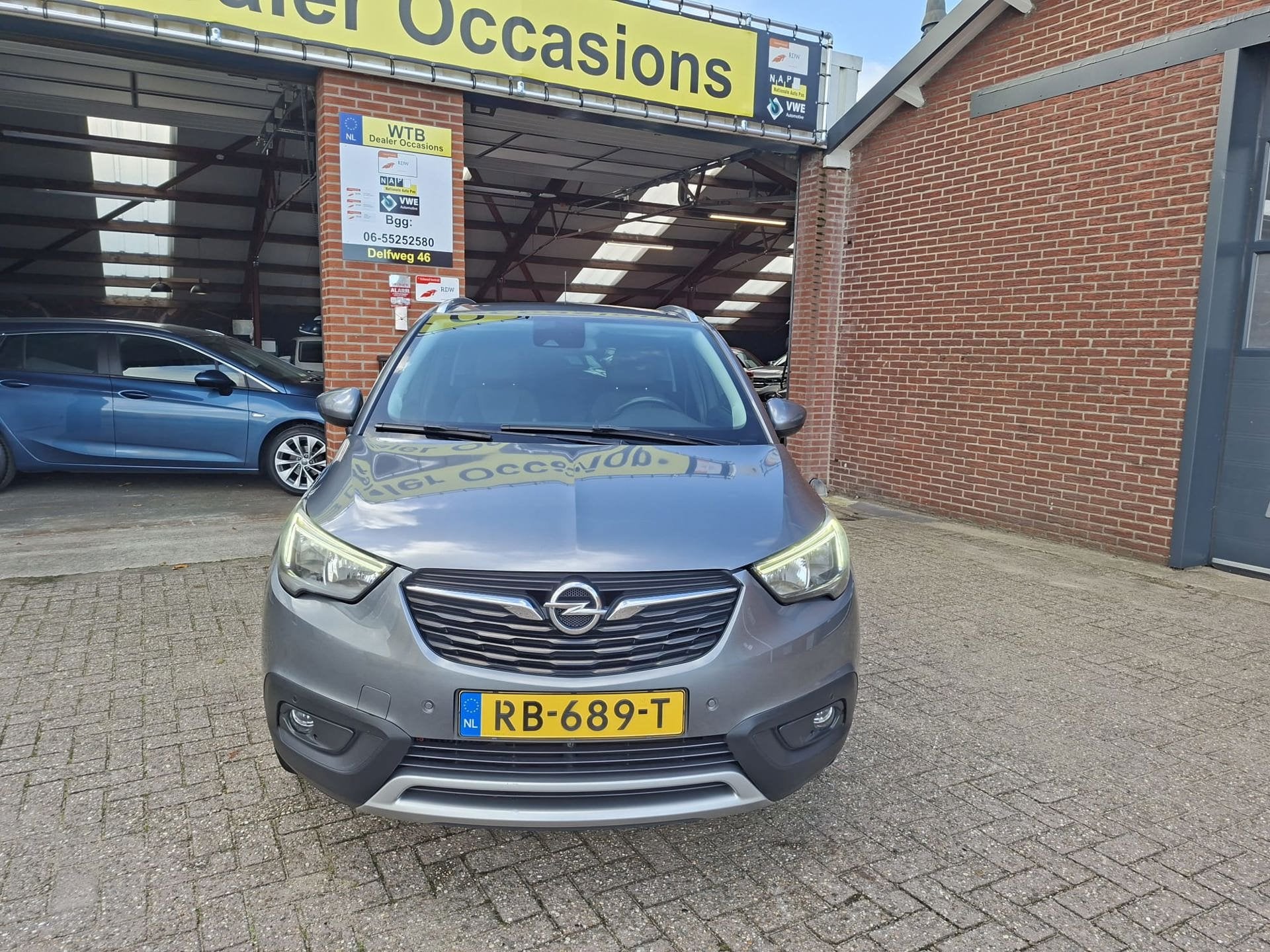 Opel Crossland X 1.2 Turbo Innovation, Trekhaak Dealer o.h.,, Auto's, Gebruikt, Euro 6, 1199 cc, 49 €/maand