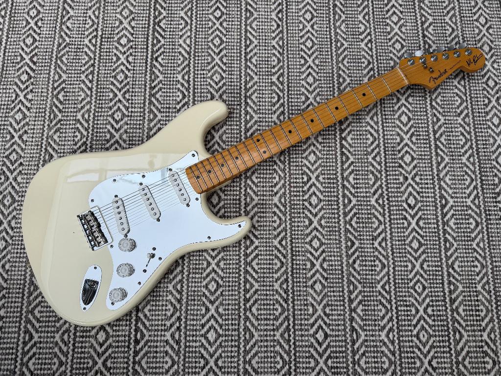 Fender Nile Rodgers Hitmaker Stratocaster, Ophalen of Verzenden, Zo goed als nieuw, Solid body, Fender