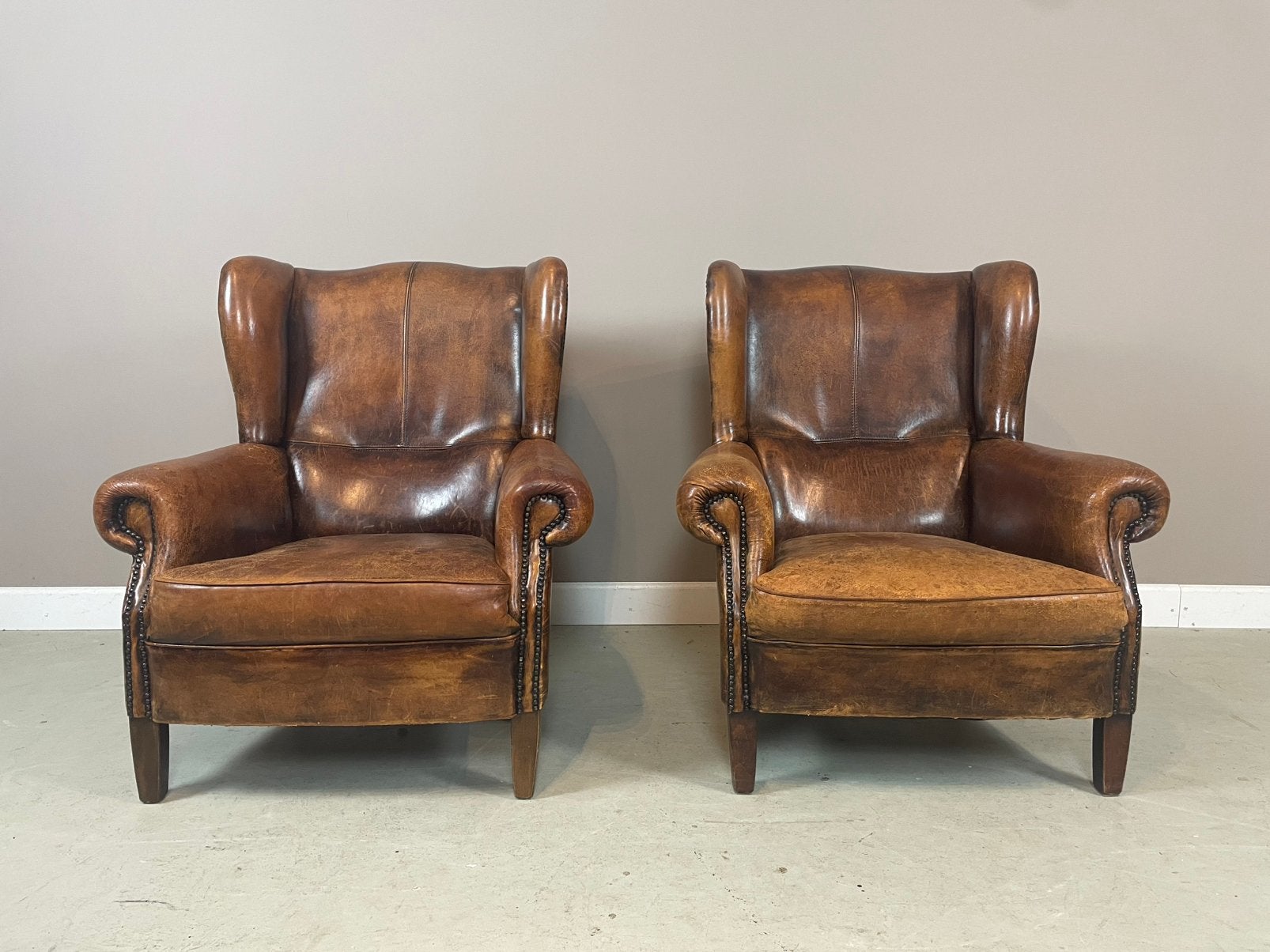 Schapenleren oorfauteuils DNG dames model vintage, Ophalen, Gebruikt, Leer