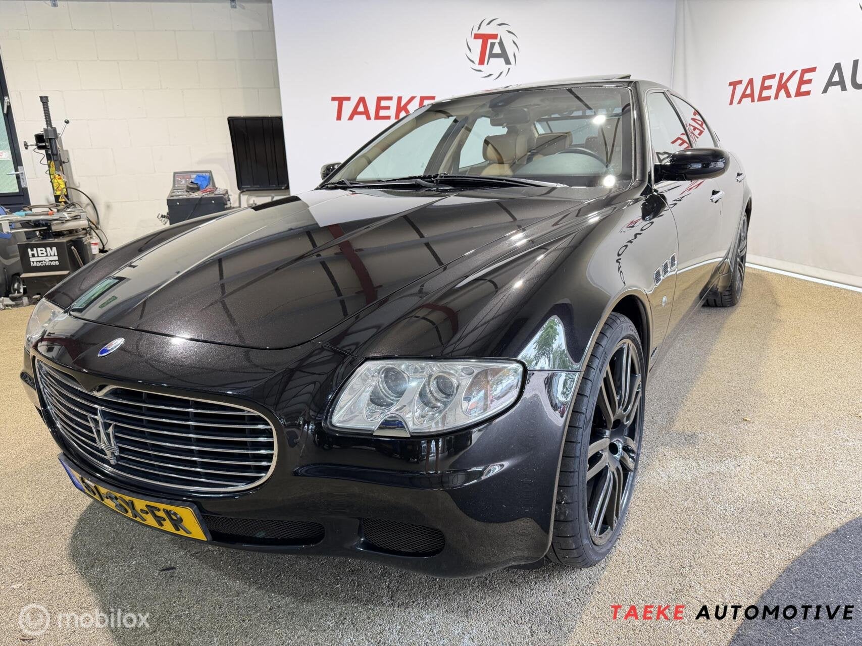 Maserati Quattroporte 4.2 Duo Select CLIMA/CRUISE/DAKJE/NAP, Auto's, Maserati, Automaat, Gebruikt, 8 cilinders, Zwart