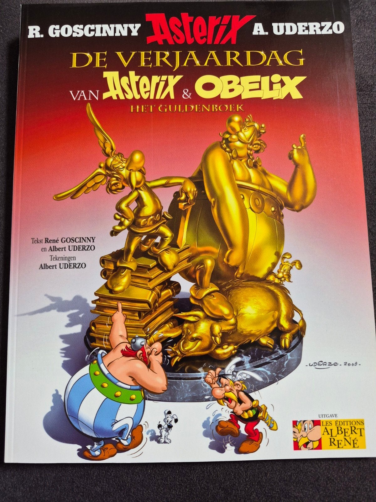 Asterix & Obelix: De Verjaardag - Het Guldenboek 2009, Eén stripboek, Ophalen of Verzenden, Nieuw