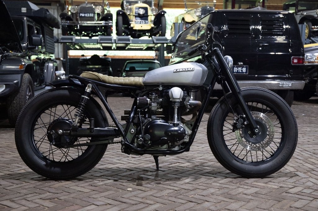 Pancake Customs - Kawasaki W650 Custom scrambler bobber, 2 cilinders, Sportuitlaat, Motorrijbewijs A, Gebruikt
