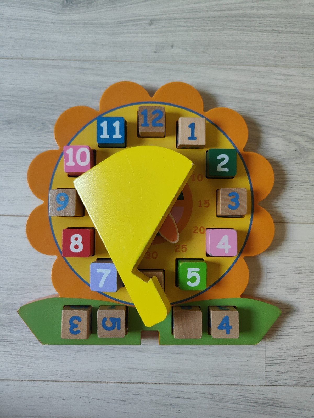 Houten leerklok met cijfers en vormen, Ophalen, Nieuw