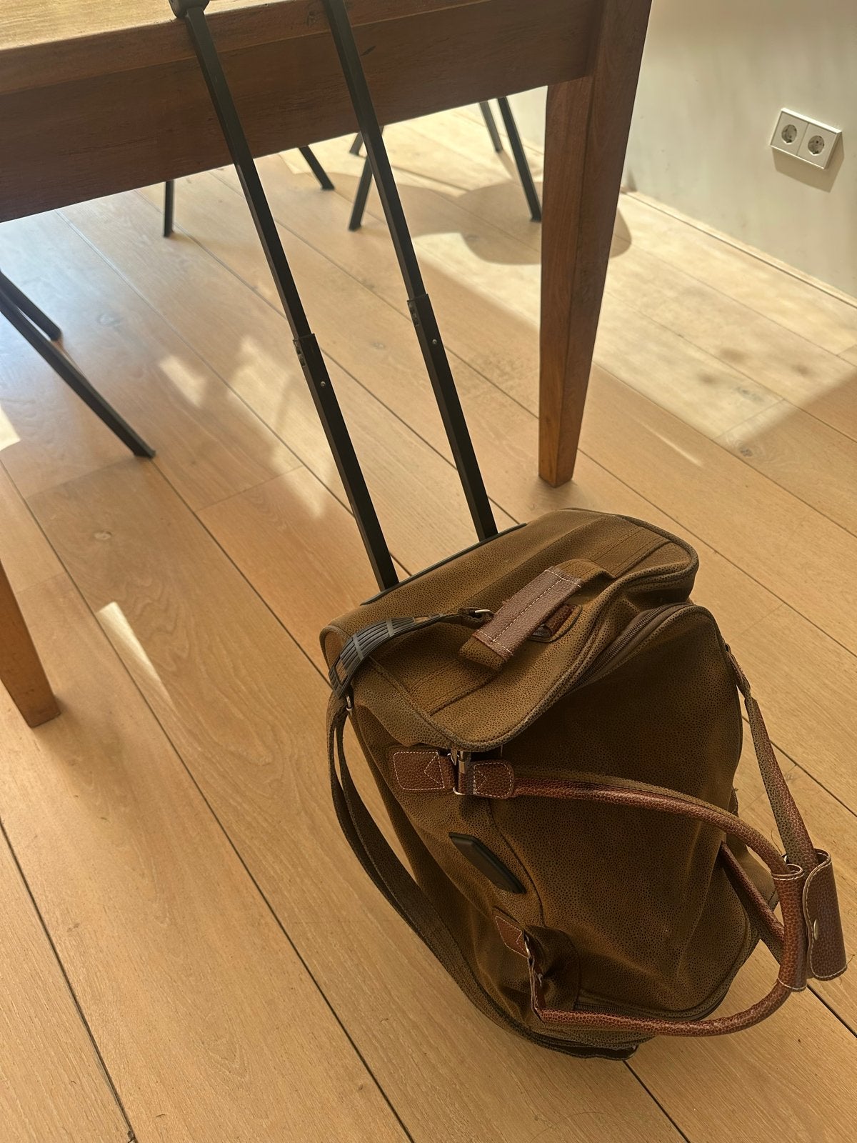 Norlander Voyager reistas met wieltjes en uitschuifbare hand, Ophalen, 40 tot 60 cm, Gebruikt, 20 tot 30 cm