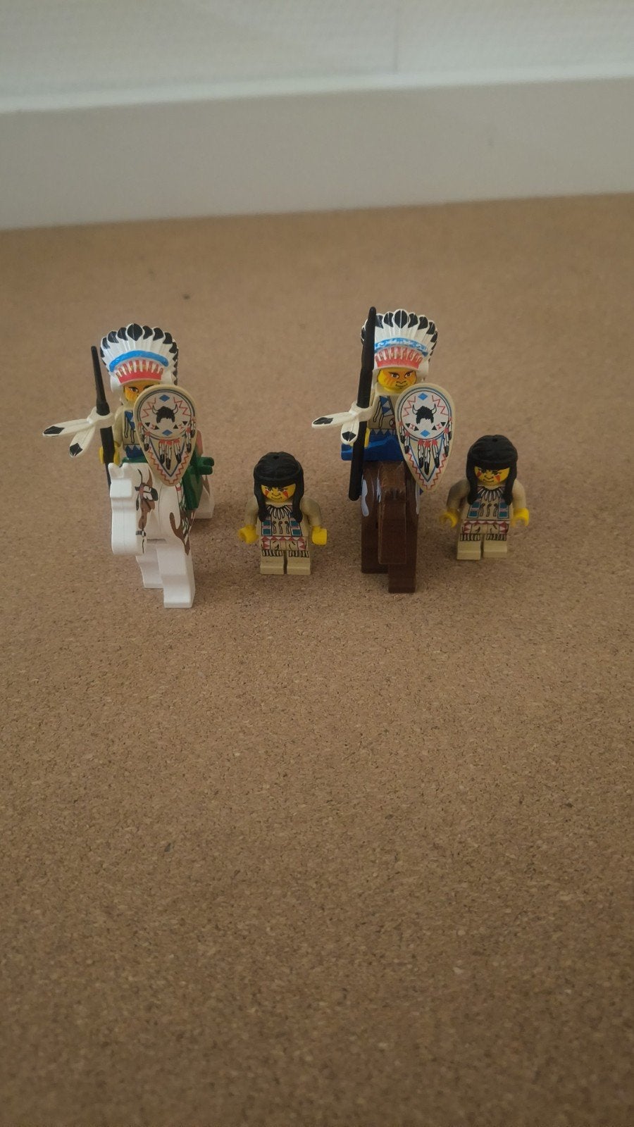 LEGO Western Indianen + paarden

Te koop: mooie LEGO Western, Kinderen en Baby's, Speelgoed | Playmobil, Ophalen of Verzenden