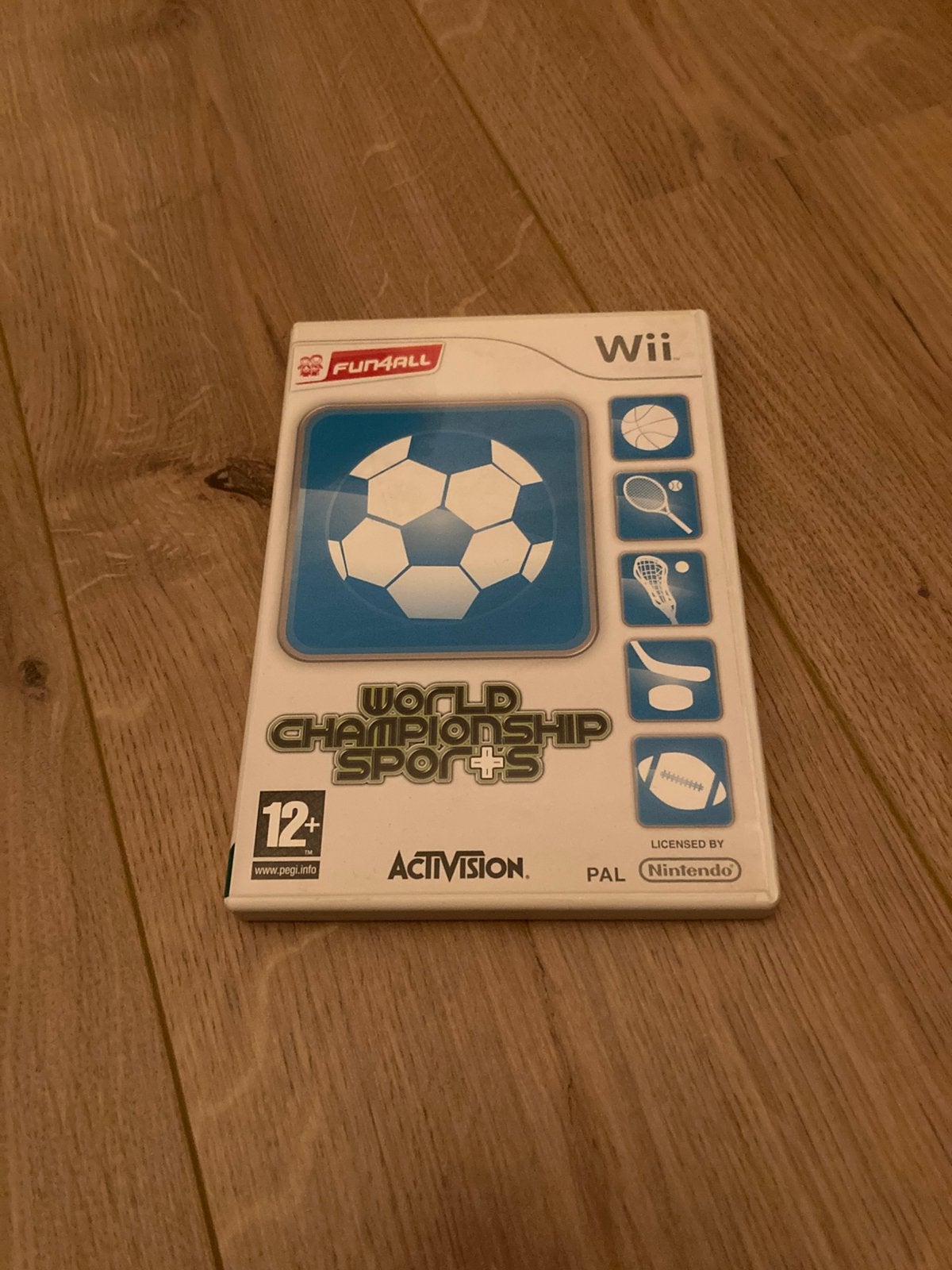World Championship Sports Wii - Tennis, Voetbal, Hockey, Spelcomputers en Games, Ophalen of Verzenden, Zo goed als nieuw, Zonder controller