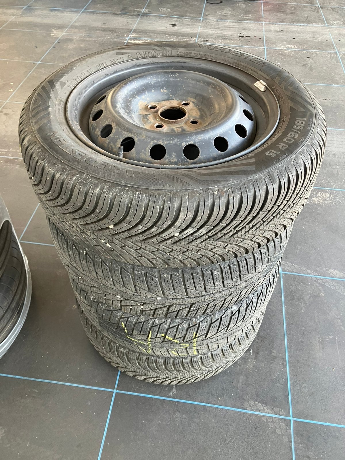 Wnterwielset Toyota Yaris 2012-2020, Ophalen