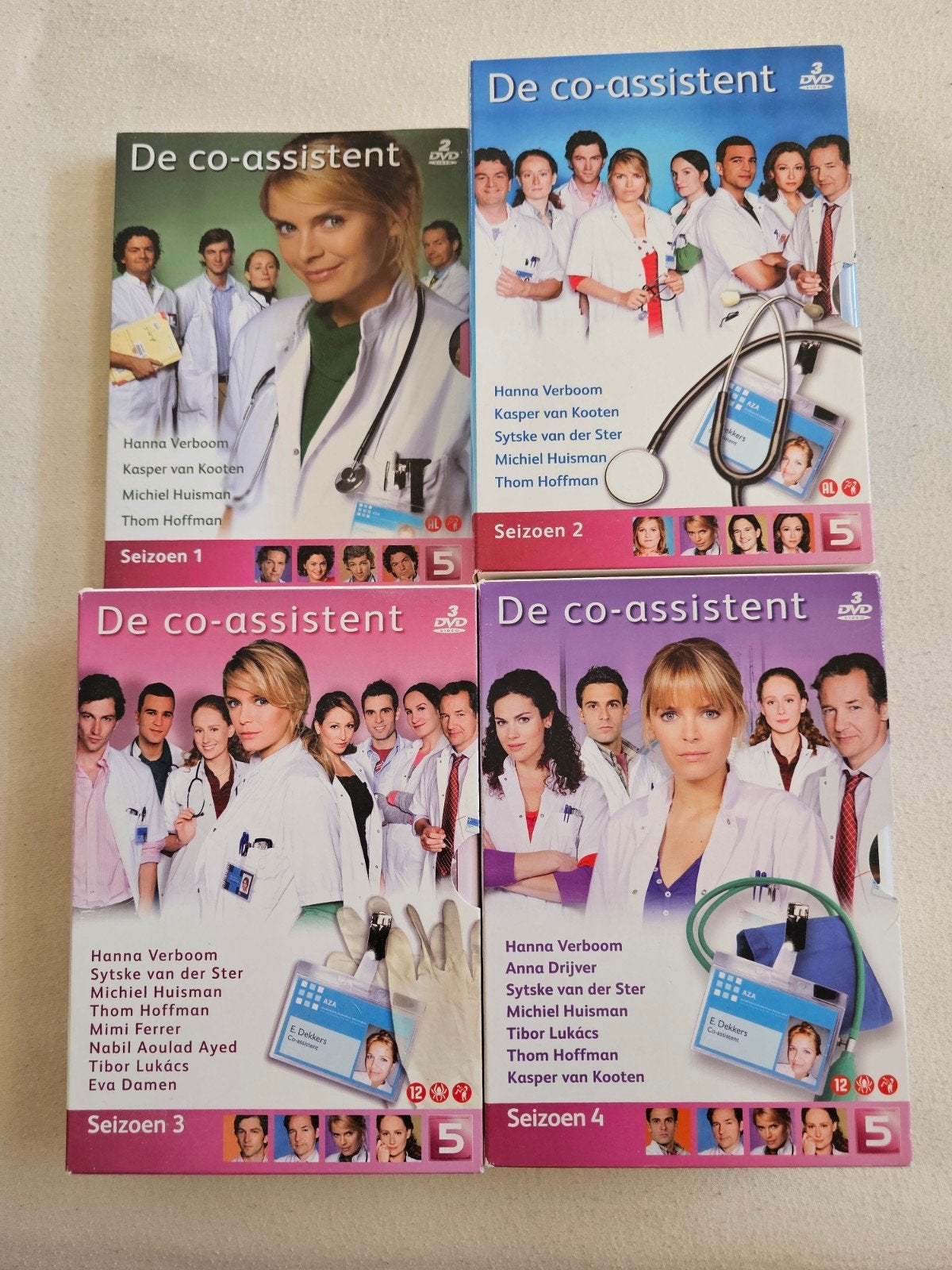 De Co-assistent DVD Boxen Seizoen 1, 2, 3 & 4, Ophalen of Verzenden