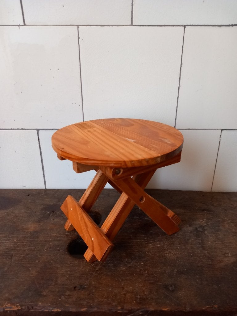 snoezig vintage rond hout klap- plantentafeltje vensterbank, Ophalen of Verzenden