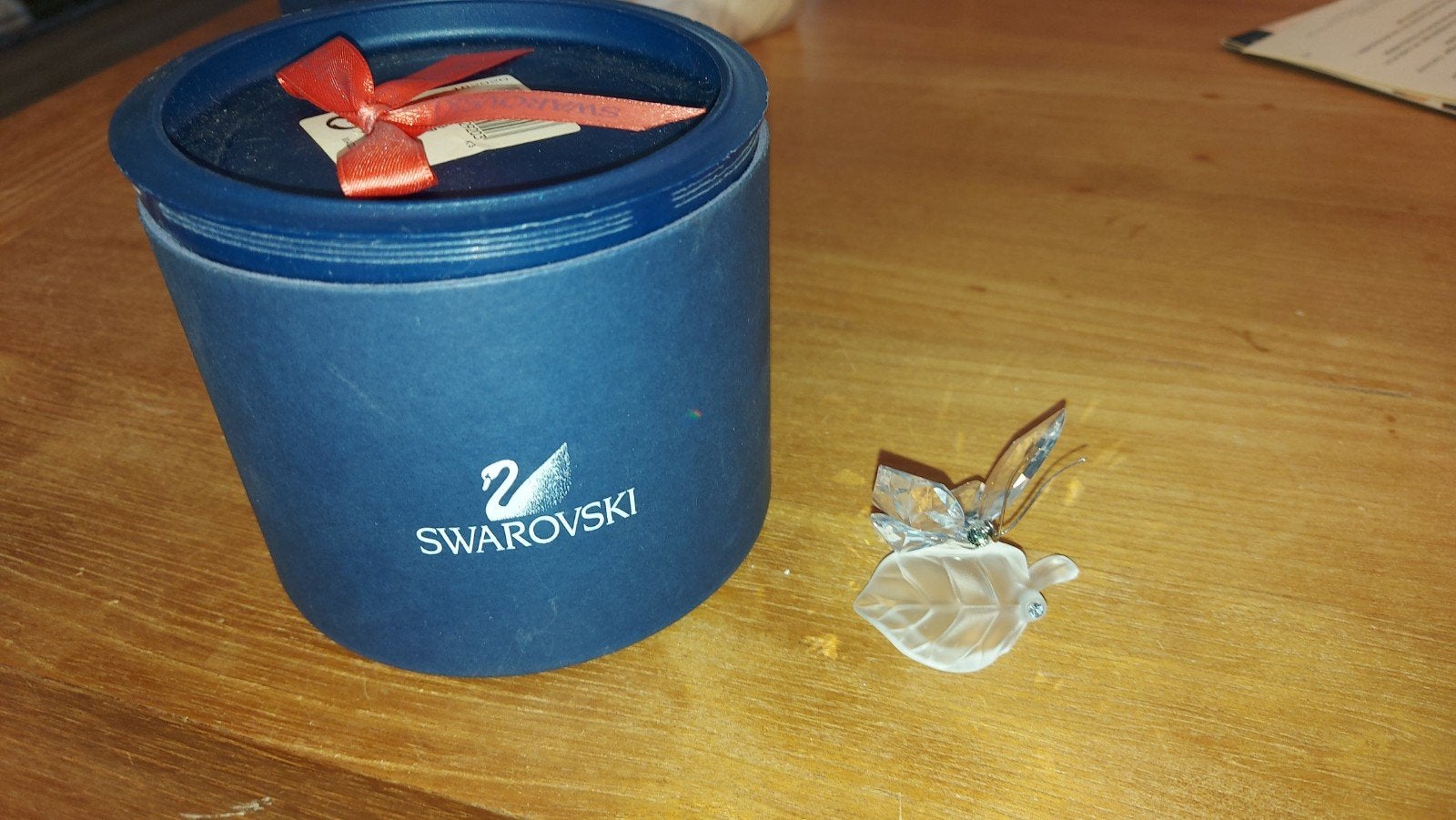 Swarovski Kristallen Vlinder op Blad - Zo goed als nieuw, Ophalen of Verzenden, Zo goed als nieuw, Figuurtje