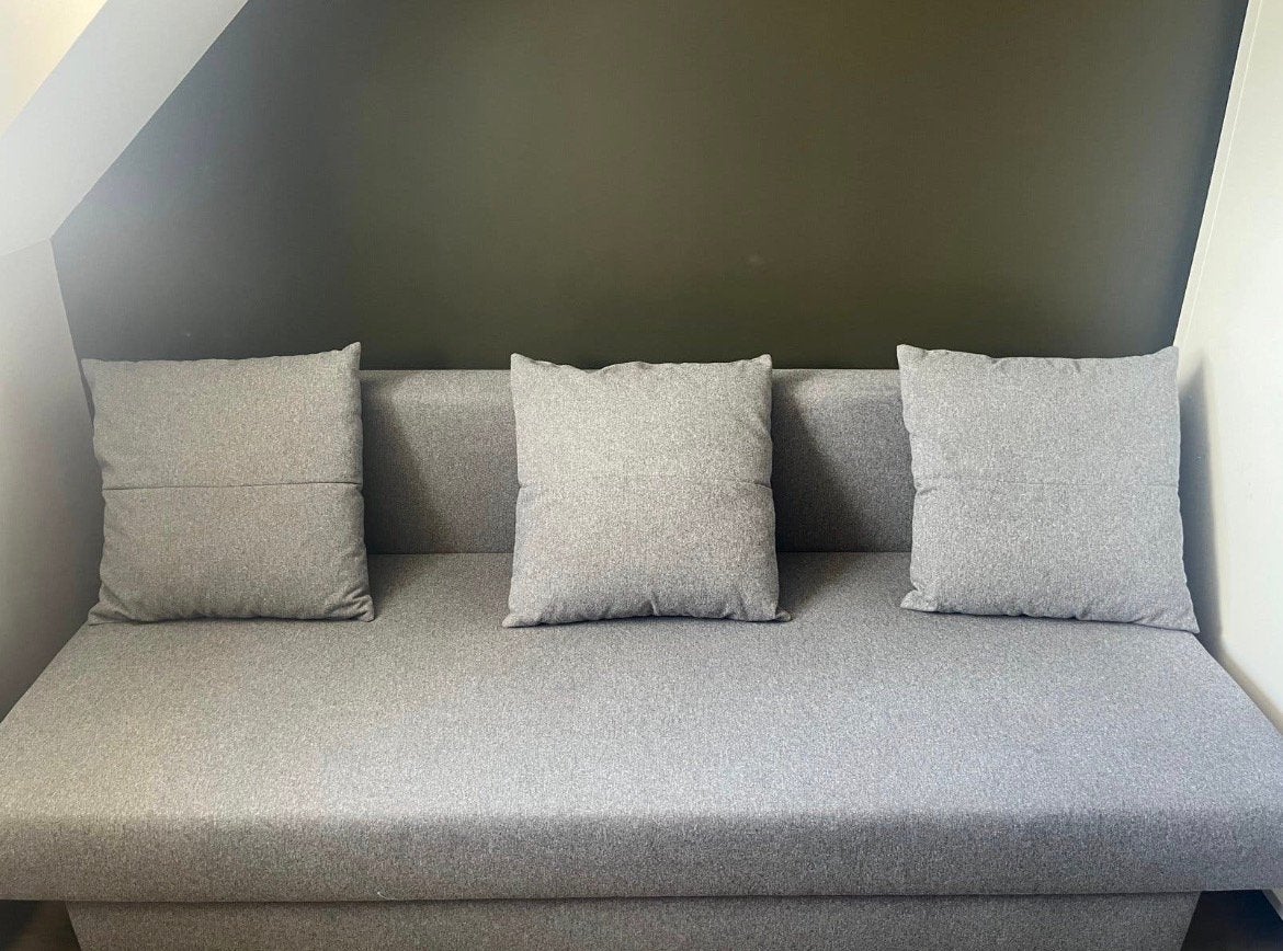 Slaap bank van Ikea, Huis en Inrichting, Ophalen, Zo goed als nieuw, Tweepersoons, 140 cm
