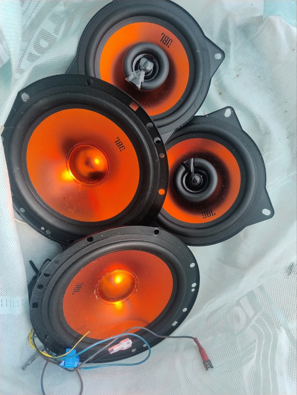 JBL Speaker Set - Zo goed als nieuw met klein defect, Ophalen, Zo goed als nieuw