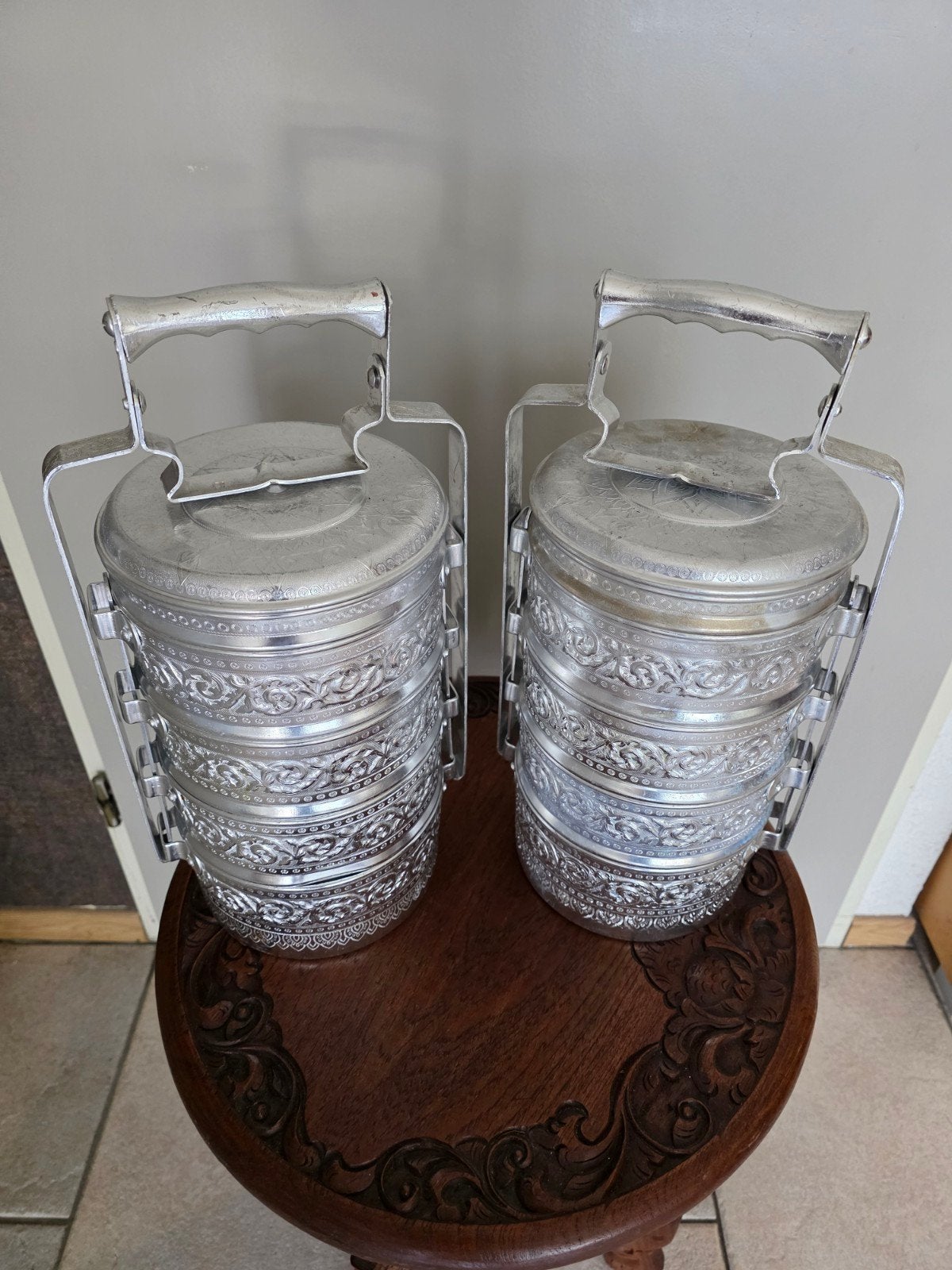 Set van 2 Vintage Aluminium ( Rantang ), Verzenden