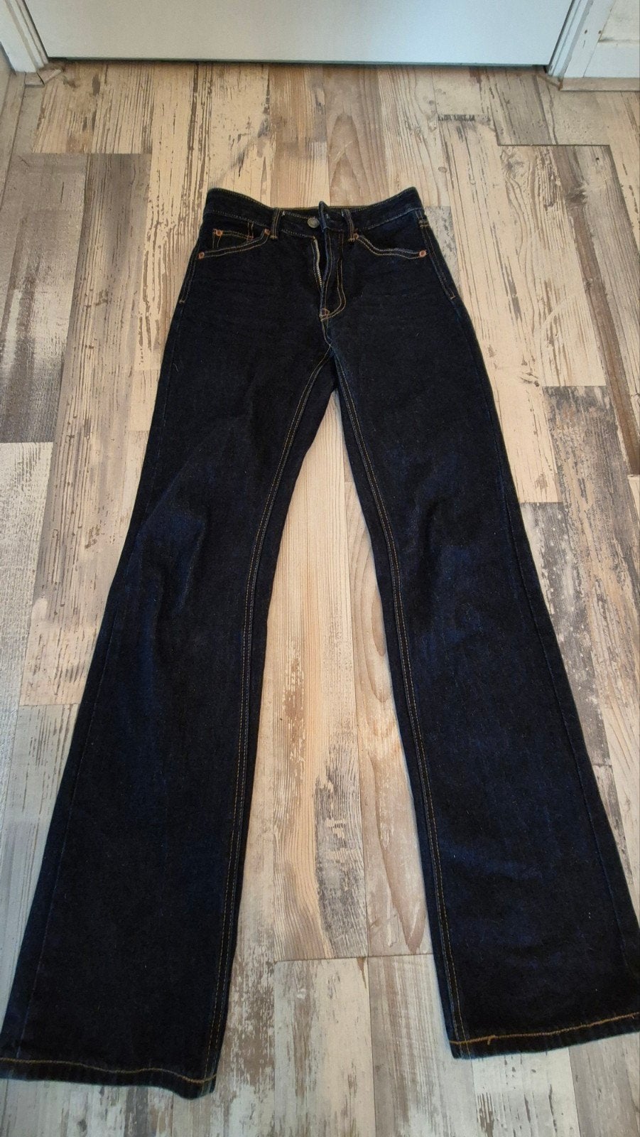 3 blauwe jeans Stradivarius maat 32, Kleding | Dames, Ophalen of Verzenden, Zo goed als nieuw, Blauw, W27 (confectie 34) of kleiner