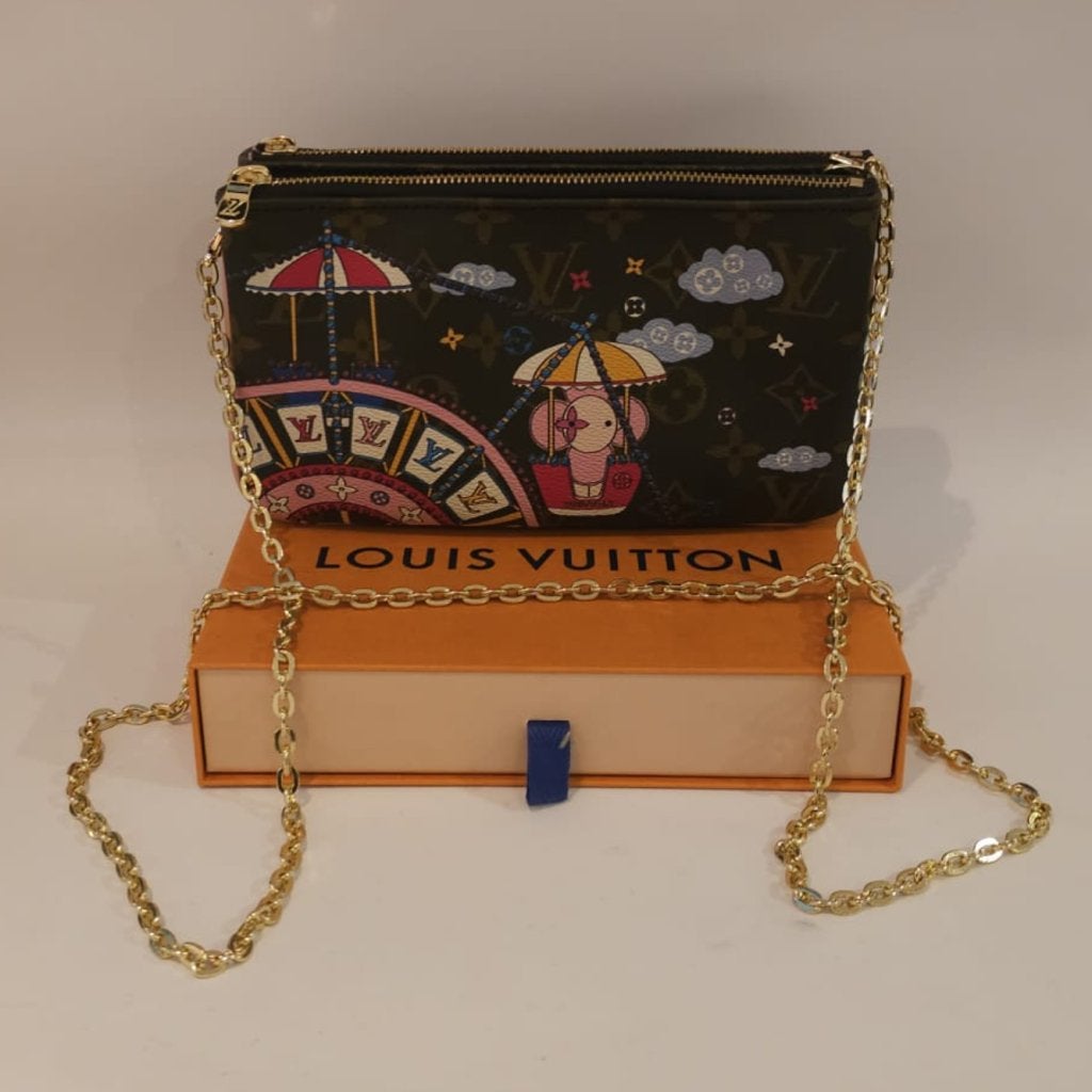 Louis Vuitton M69744 Vivienne Chain Pochette, Sieraden, Tassen en Uiterlijk, Tassen | Damestassen, Louis Vuitton, Gebruikt, Support@louisvuitton.com
