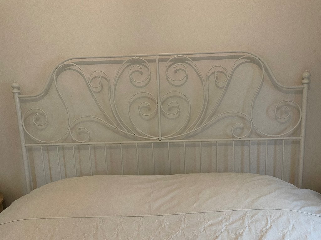 2 persoons Ikea bed, Huis en Inrichting, Ophalen, Romantisch, Tweepersoons, Zo goed als nieuw