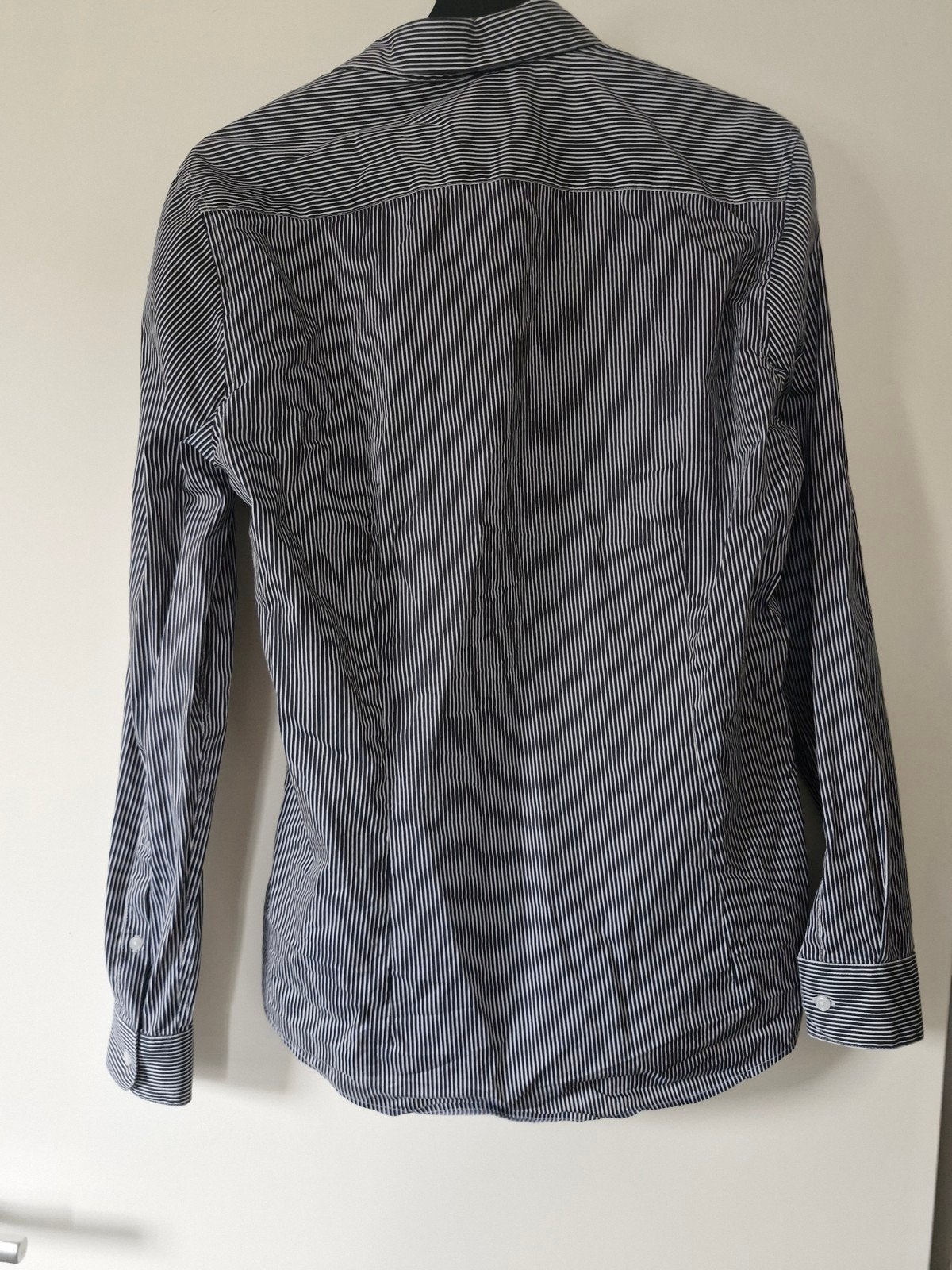 Donkerblauw gestreept overhemd maat m, Blauw, Onbekend, Zo goed als nieuw, Onbekend