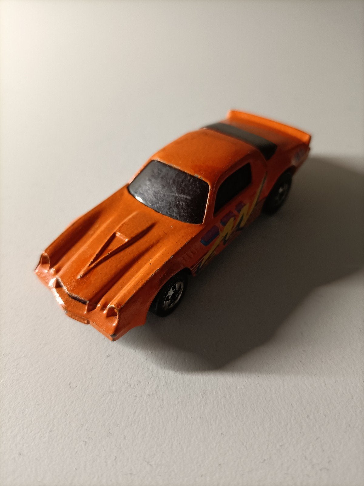 Vintage Hot Wheels Camaro - Oranje met Bliksemdetails, Ophalen of Verzenden, Gebruikt