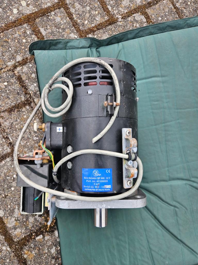 Boegschroefmotor BP 900 12v QL / Volvo Penta, Ophalen, Motor en Techniek