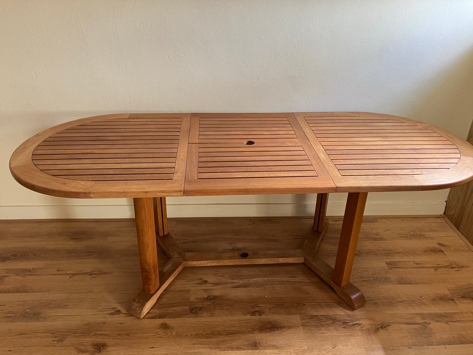 Zo goed als nieuwe Teakhouten uitschuifbare tafel, Tuin en Terras, Tuintafels, Ophalen, Zo goed als nieuw, Ovaal, Teakhout