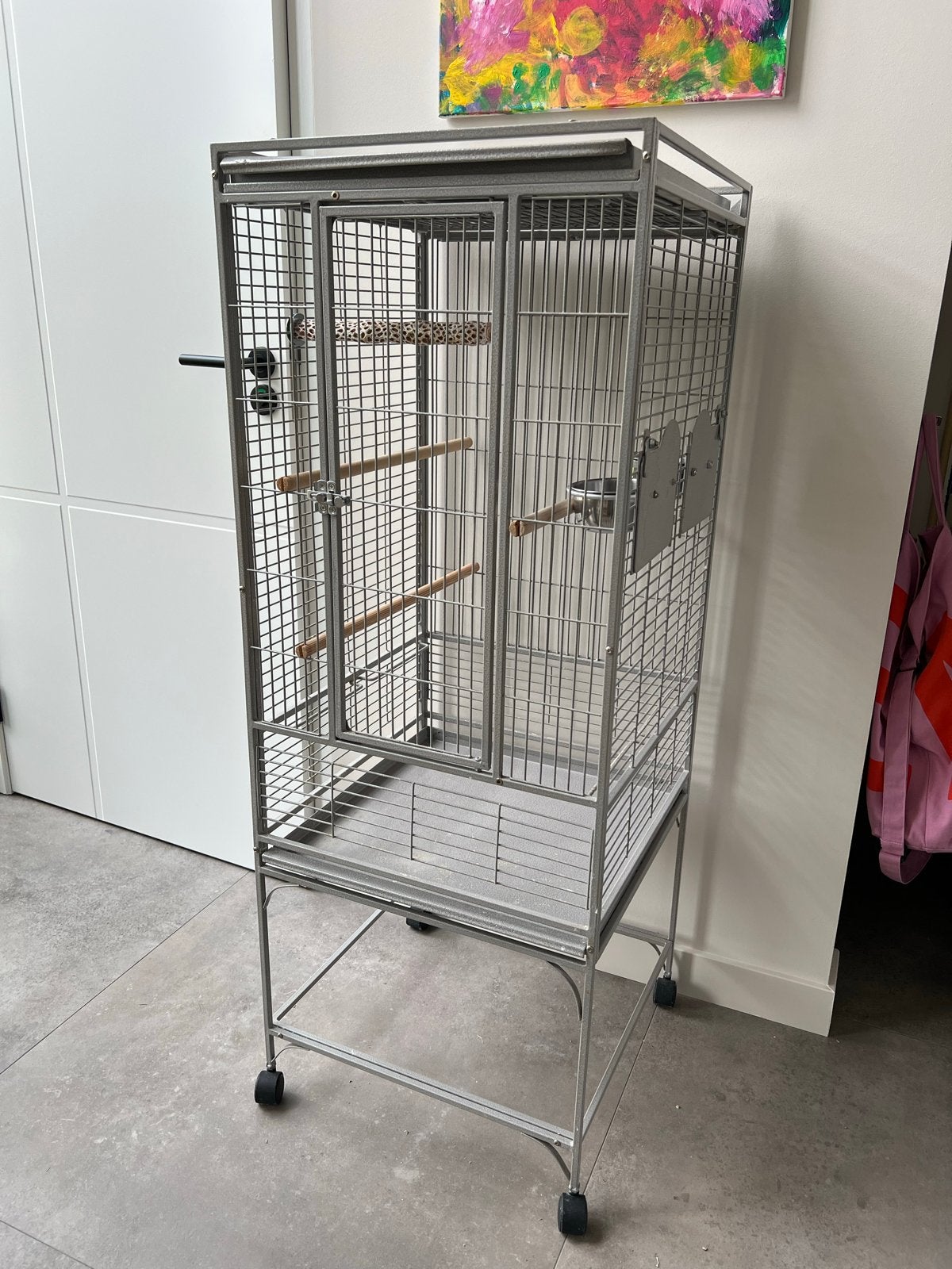 Duvo+ vogel- en papegaaienkooi met accessoires, Ophalen, Zo goed als nieuw, Metaal, Vogelkooi