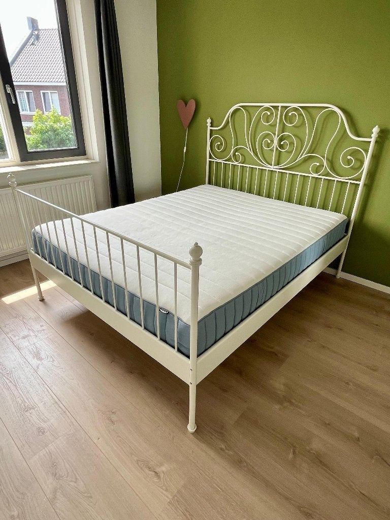 Ikea Leirvik Bed (gloednieuw matras), Wit, Romantisch, Ophalen of Verzenden, 200 cm