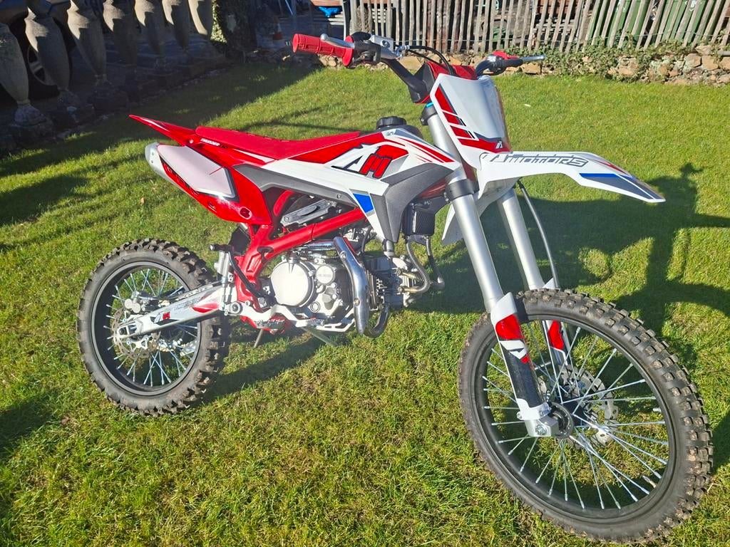 Apollo Thunder 150cc Crossmotor - Krachtig en Betrouwbaar, Motoren, Motoren | Aprilia, Particulier