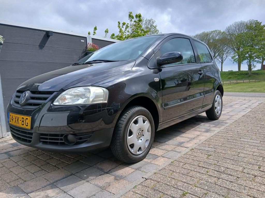Volkswagen Fox 1.2 40KW 2007 Zwart, Auto's, Voorwielaandrijving, 4 stoelen, 1198 cc, Origineel Nederlands