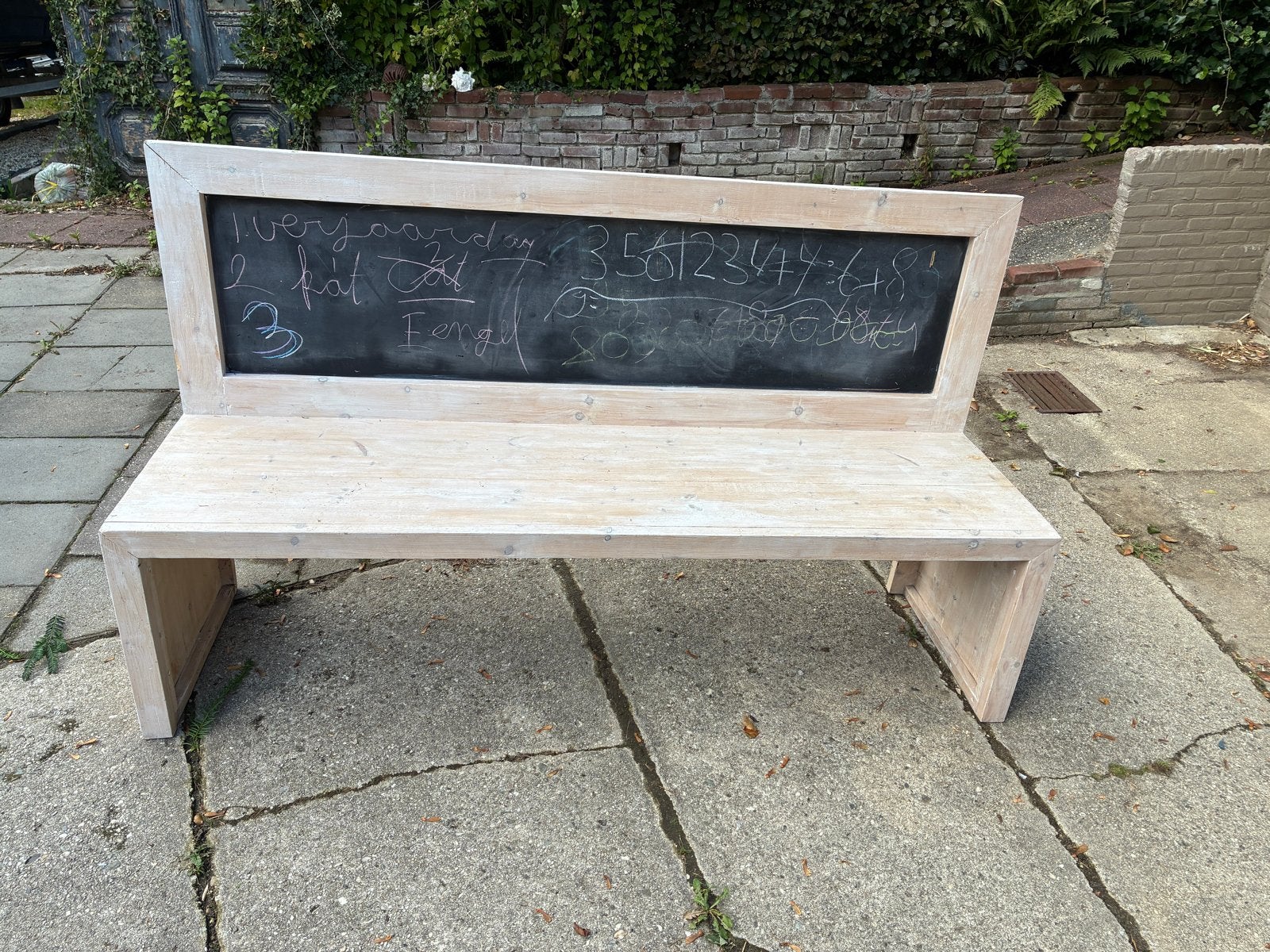 Kinder bureau / speeltafel / krijtbord van steigerhout, Ophalen, Gebruikt, Tafel(s)