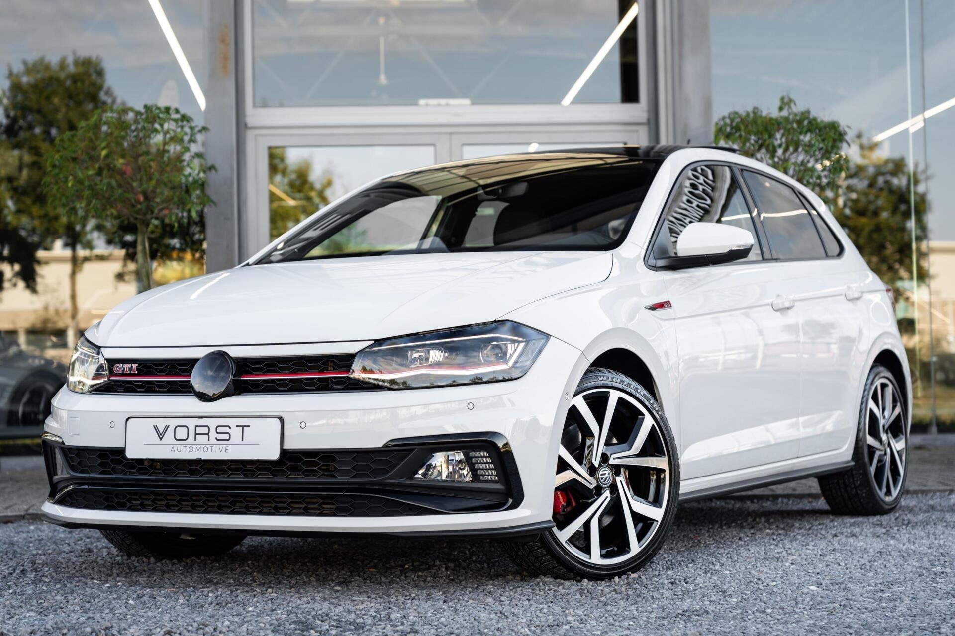 Volkswagen Polo 2.0 TSI GTI Pano DSG Beats ACC Stoelverw, Gebruikt, 4 cilinders, 1984 cc, Wit