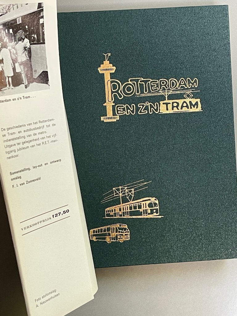 Rotterdam en zijn tram RET F.J. Zonneveld 1968, Verzamelen, Spoorwegen en Tramwegen, Ophalen of Verzenden, Zo goed als nieuw, Tram