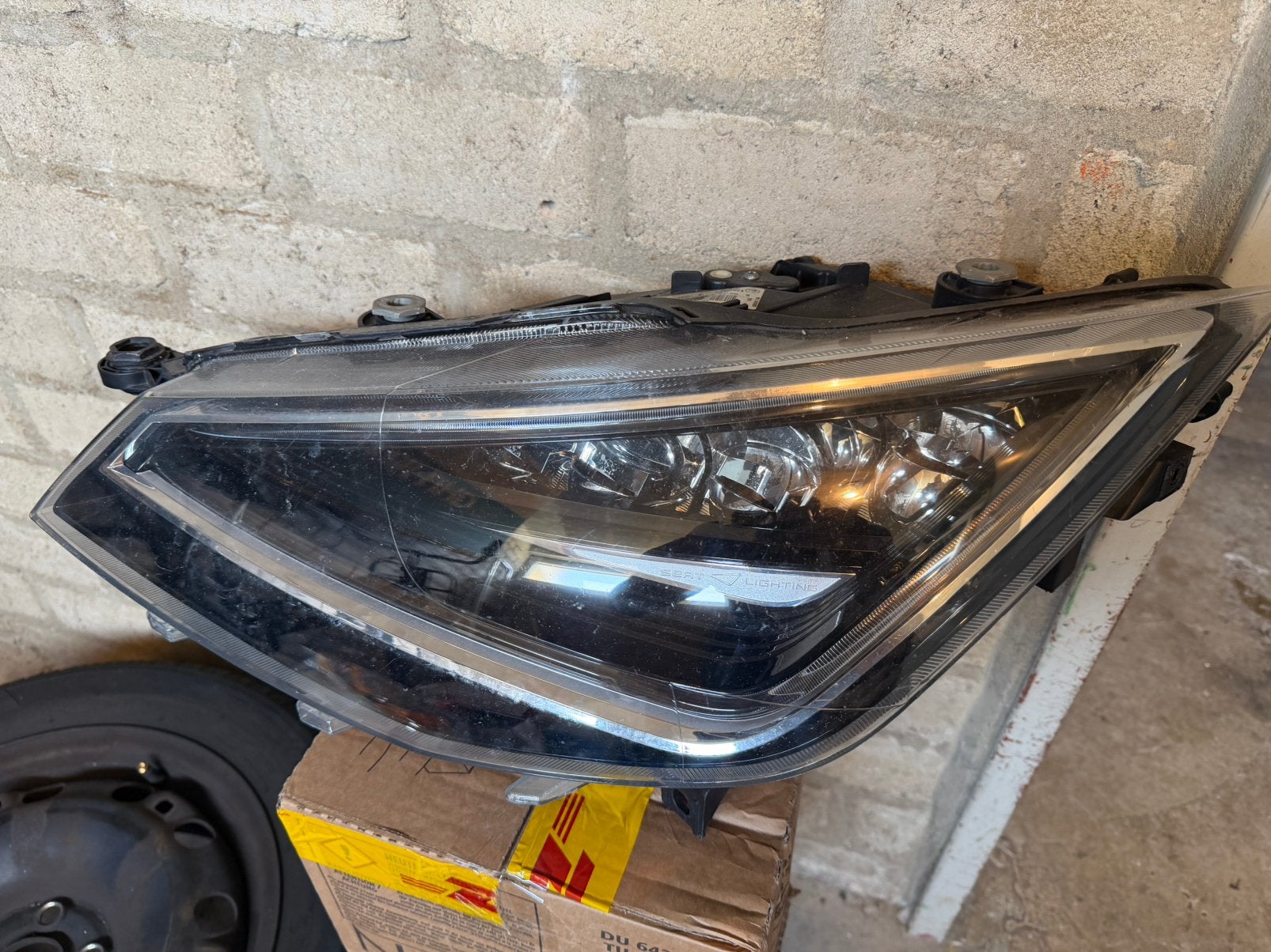 Te koop Seat Arona Linkse koplamp, Auto-onderdelen, Verlichting, Ophalen of Verzenden, Gebruikt, Seat
