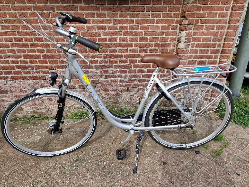 Koop bij ons uw dames toerfiets - sportfiets en steun ons!, Ophalen, Zo goed als nieuw, Meer dan 20 versnellingen, Overige merken