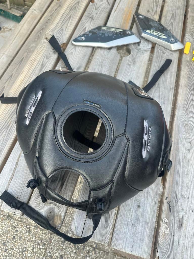 Leren tankhoes voor Honda CB650R - Gebruikt, Ophalen of Verzenden, Gebruikt