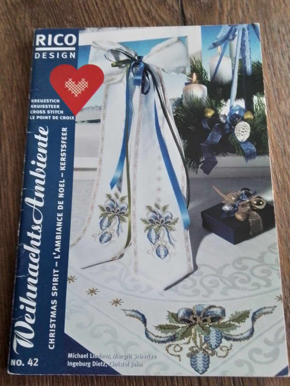 Rico kerstboekje 42, Ophalen of Verzenden, Zo goed als nieuw, Handborduren, Patroon